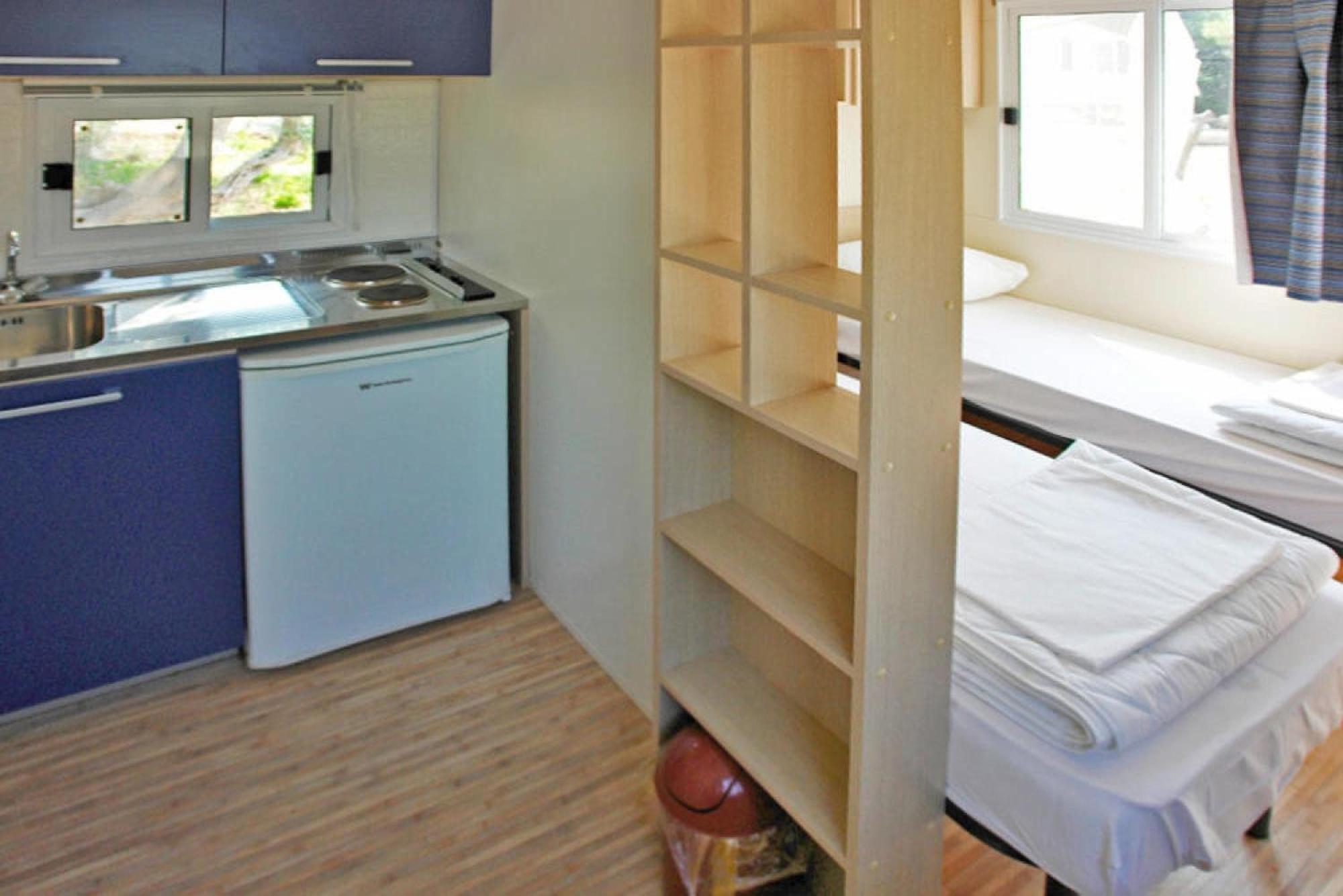Mobile Homes In Camp Kovacine, Cres, With Long Pebble Beach Kültér fotó
